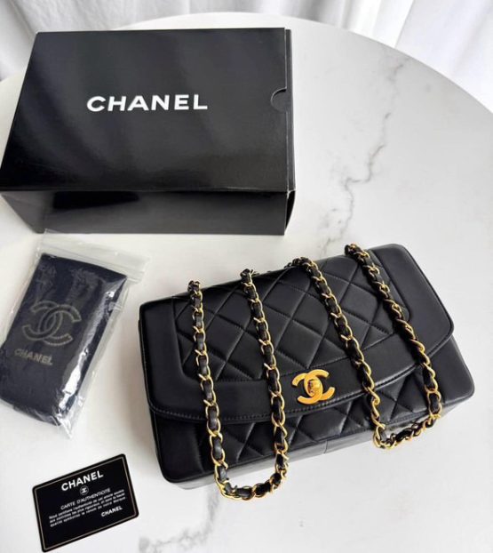 CHANEL - obrazek 2
