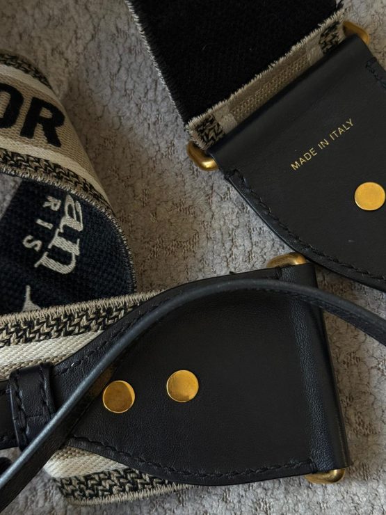DIOR - obrazek 8