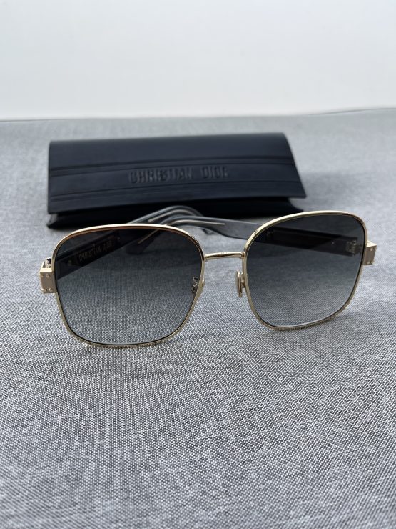 DIOR - obrazek 2