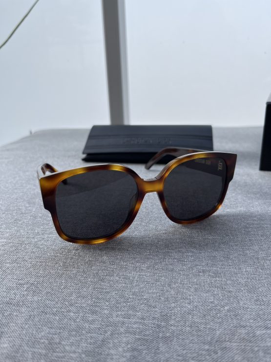 DIOR - obrazek 9