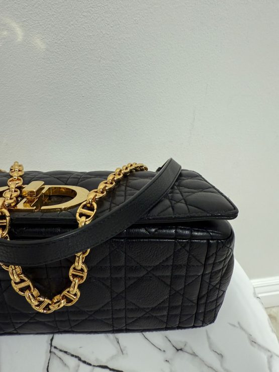 DIOR - obrazek 9